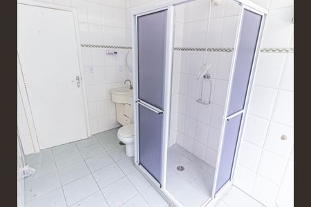 Apartamento à venda com 75m², 2 quartos e sem vaga Apartamento à venda com 75m², 2 quartos e sem vagaBanheiro e Área de Serviço