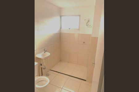 Banheiro de casa de condomínio à venda com 2 quartos, 45m² em Anil, Rio de Janeiro