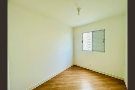 Apartamento à venda com 54m², 3 quartos e 1 vagaQuarto 2