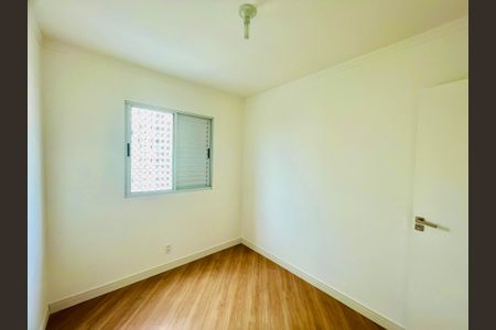 Apartamento à venda com 54m², 3 quartos e 1 vagaQuarto 2