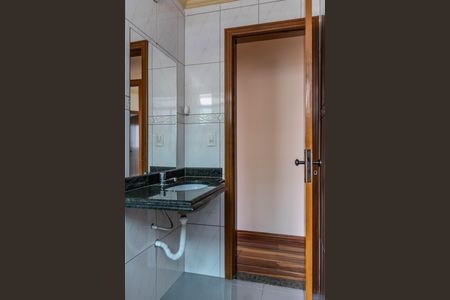 Apartamento para alugar com 100m², 3 quartos e 2 vagasBanheiro Social