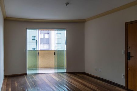 Sala de apartamento para alugar com 3 quartos, 100m² em Nova Suíça, Belo Horizonte