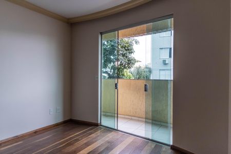 Sala de apartamento para alugar com 3 quartos, 100m² em Nova Suíça, Belo Horizonte