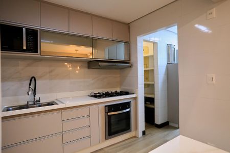 Apartamento para alugar com 100m², 3 quartos e 2 vagasCozinha