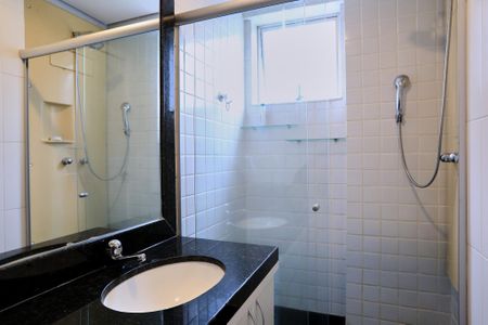 Apartamento para alugar com 100m², 3 quartos e 2 vagasBanheiro da Suíte