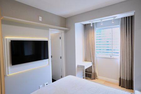 Suíte de apartamento para alugar com 3 quartos, 100m² em Funcionários, Belo Horizonte