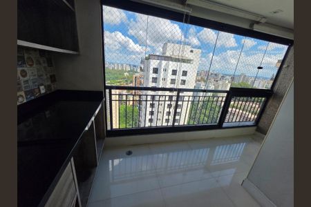 Apartamento à venda com 70m², 2 quartos e 1 vagaFoto 02