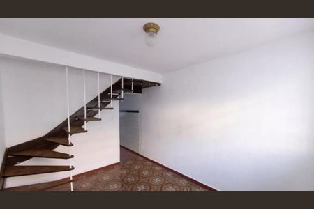 Foto 03 de casa à venda com 2 quartos, 80m² em Jardim Italia, São Paulo