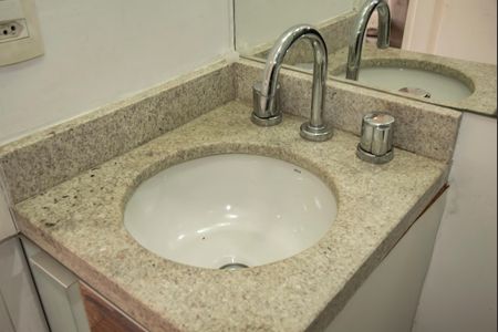 Apartamento para alugar com 57m², 2 quartos e 1 vagaBanheiro