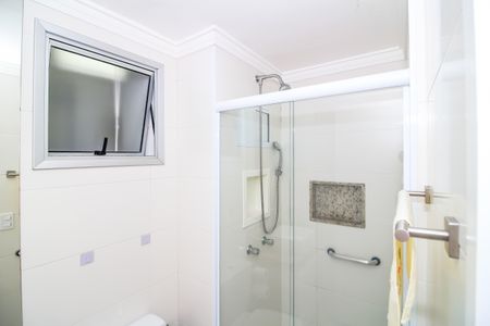 Apartamento à venda com 55m², 2 quartos e 1 vaga Apartamento à venda com 55m², 2 quartos e 1 vagaBanheiro