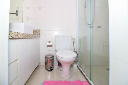 Apartamento à venda com 55m², 2 quartos e 1 vaga Apartamento à venda com 55m², 2 quartos e 1 vagaBanheiro da Suíte