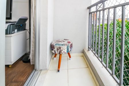 Apartamento à venda com 55m², 2 quartos e 1 vaga Apartamento à venda com 55m², 2 quartos e 1 vagaVaranda