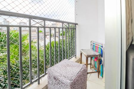 Apartamento à venda com 55m², 2 quartos e 1 vaga Apartamento à venda com 55m², 2 quartos e 1 vagaVaranda