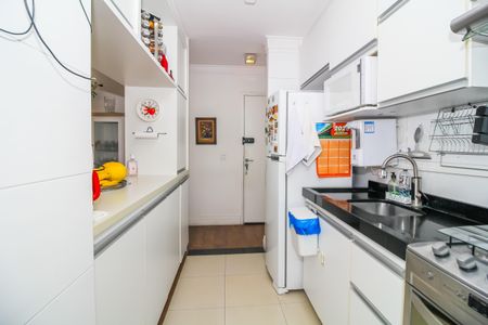 Apartamento à venda com 55m², 2 quartos e 1 vaga Apartamento à venda com 55m², 2 quartos e 1 vagaCozinha