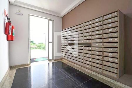 Apartamento à venda com 55m², 2 quartos e 1 vaga Apartamento à venda com 55m², 2 quartos e 1 vagaHall