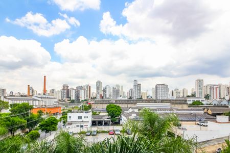 Apartamento à venda com 55m², 2 quartos e 1 vaga Apartamento à venda com 55m², 2 quartos e 1 vagaVaranda