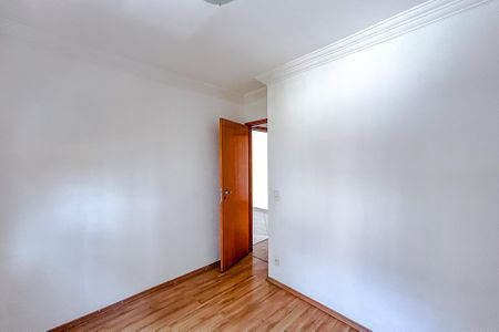 Apartamento à venda com 52m², 2 quartos e 2 vagasQuarto 2