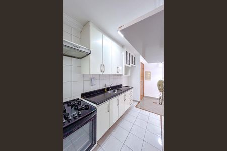 Apartamento à venda com 52m², 2 quartos e 2 vagasCozinha