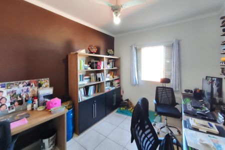 Casa à venda com 240m², 5 quartos e 3 vagasQuarto 3