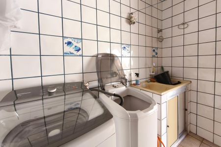 Casa à venda com 240m², 5 quartos e 3 vagasÁrea de Serviço