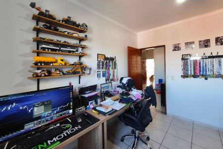 Casa à venda com 240m², 5 quartos e 3 vagasQuarto 3