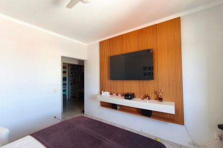 Casa à venda com 240m², 5 quartos e 3 vagasQuarto Suíte