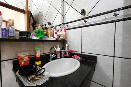 Casa à venda com 240m², 5 quartos e 3 vagasLavabo