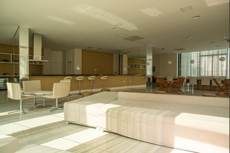 Apartamento à venda com 47m², 1 quarto e 1 vagaÁrea comum - Salão de festas