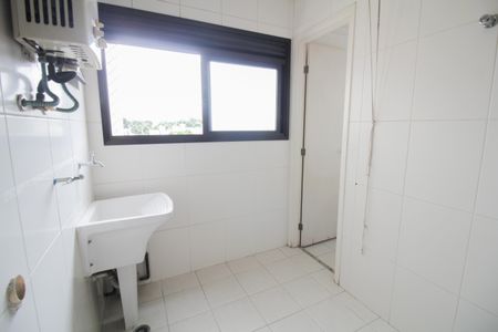 Apartamento à venda com 72m², 3 quartos e 1 vagaÁrea de Serviço