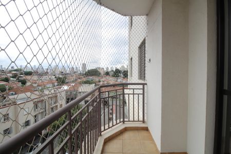 Apartamento à venda com 72m², 3 quartos e 1 vagaSala - Varanda
