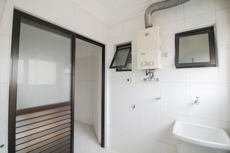 Apartamento à venda com 72m², 3 quartos e 1 vagaÁrea de Serviço