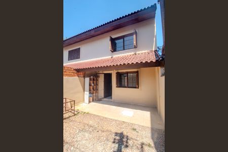 Casa à venda com 110m², 2 quartos e 2 vagas Casa à venda com 110m², 2 quartos e 2 vagasQuintal