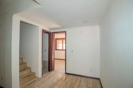 Casa à venda com 110m², 2 quartos e 2 vagas Casa à venda com 110m², 2 quartos e 2 vagasSala