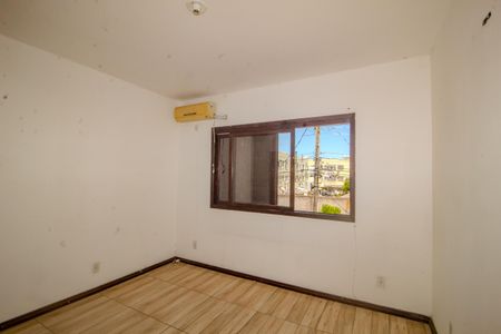 Casa à venda com 110m², 2 quartos e 2 vagas Casa à venda com 110m², 2 quartos e 2 vagasSuite
