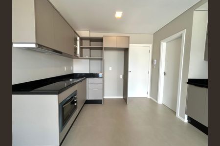 Cozinha  de apartamento para alugar com 1 quarto, 47m² em Jardim Atlântico, Florianópolis