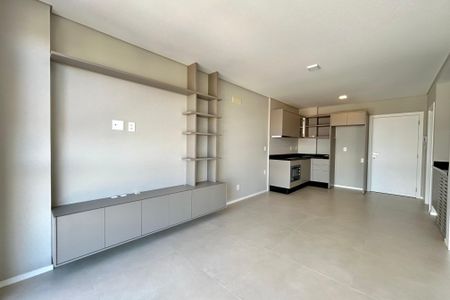 Sala de apartamento para alugar com 1 quarto, 47m² em Jardim Atlântico, Florianópolis