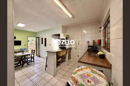 Casa à venda com 100m², 4 quartos e 2 vagasFoto 07