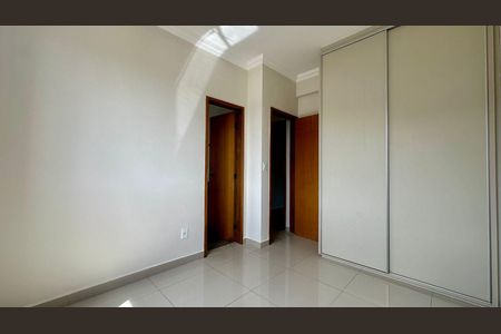 Apartamento para alugar com 68m², 2 quartos e 2 vagasQuarto 