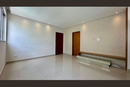 Sala  de apartamento para alugar com 2 quartos, 68m² em Buritis, Belo Horizonte