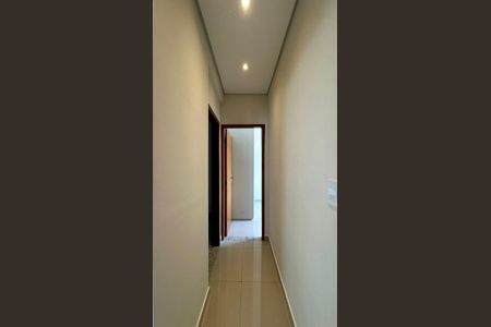 Apartamento para alugar com 68m², 2 quartos e 2 vagasCorredor 