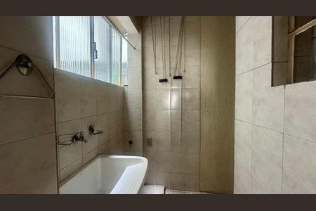 Apartamento à venda com 110m², 3 quartos e 1 vagaÁrea de serviço 