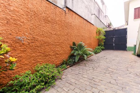 Casa para alugar com 340m², 3 quartos e 8 vagas Casa para alugar com 340m², 3 quartos e 8 vagasGaragem