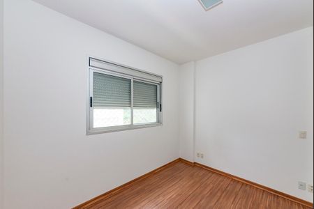 Apartamento à venda com 86m², 3 quartos e 2 vagas Apartamento à venda com 86m², 3 quartos e 2 vagasSuíte