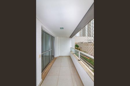 Apartamento à venda com 86m², 3 quartos e 2 vagas Apartamento à venda com 86m², 3 quartos e 2 vagasVaranda da Sala