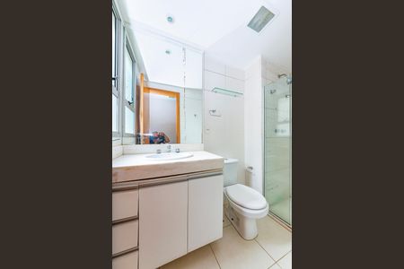 Apartamento à venda com 86m², 3 quartos e 2 vagas Apartamento à venda com 86m², 3 quartos e 2 vagasBanheiro da Suíte