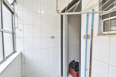 Apartamento à venda com 40m², 1 quarto e sem vaga Apartamento à venda com 40m², 1 quarto e sem vagaÁrea de serviço