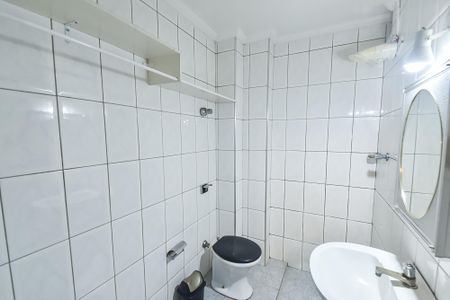 Banheiro de apartamento para alugar com 1 quarto, 40m² em Liberdade, São Paulo