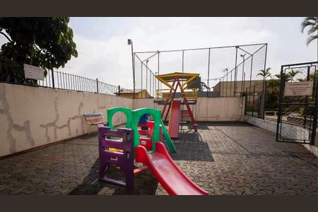 Apartamento à venda com 75m², 3 quartos e 1 vaga Apartamento à venda com 75m², 3 quartos e 1 vagaÁrea comum