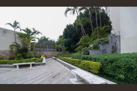 Apartamento à venda com 75m², 3 quartos e 1 vaga Apartamento à venda com 75m², 3 quartos e 1 vagaÁrea comum