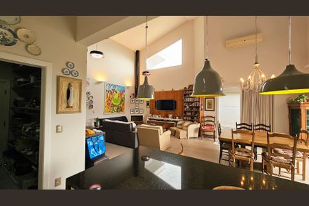 Casa de condomínio à venda com 393m², 4 quartos e 6 vagas